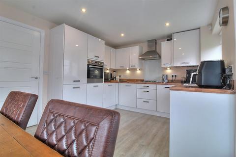 3 Ropery Road, Gateshead, NE8 2HP