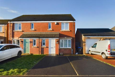 3 bedroom semi-detached house for sale - Highgrove Court, Chester Le Street DH2