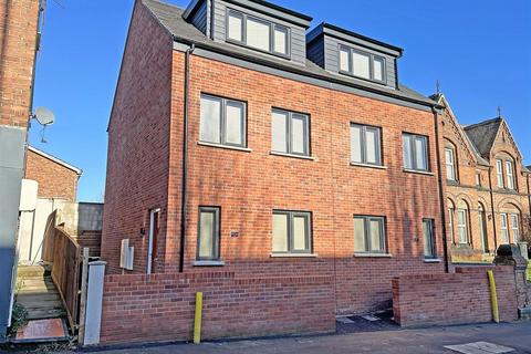 3 bedroom semi-detached house for sale - Carlton Hill, Nottingham NG4