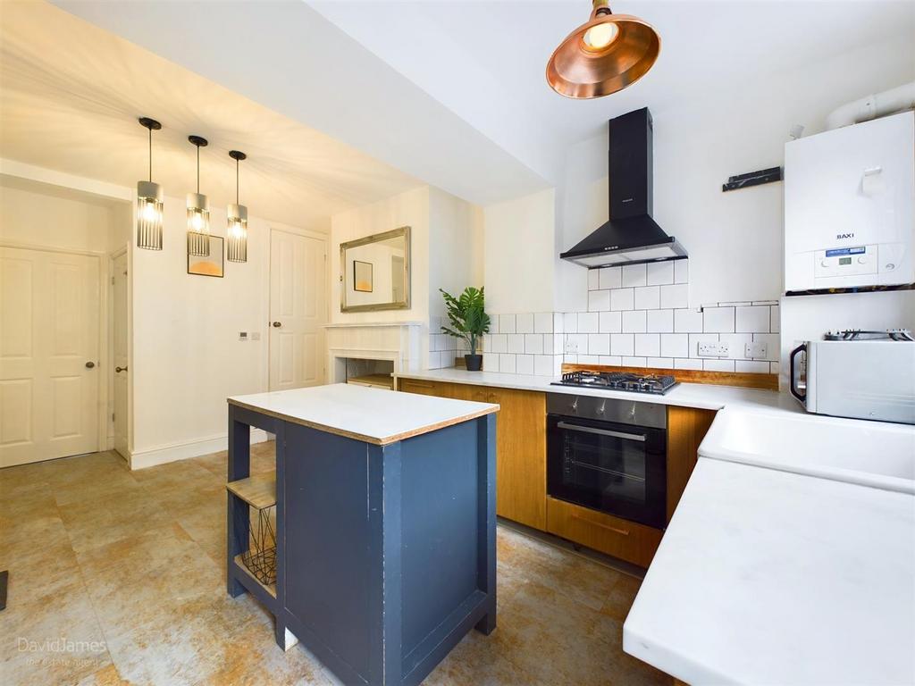 Campbell Grove, Nottingham NG3 3 bed townhouse for sale £200,000