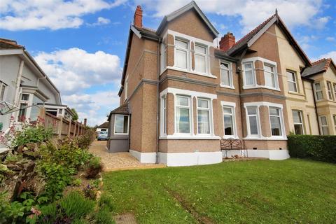 2 bedroom apartment for sale, Warren Drive, Deganwy, Conwy