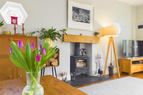 98 Robinson Road, Nottingham, NG3 6BD