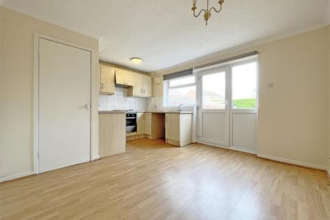 3 bedroom townhouse to rent - Heywood Close, Southwell NG25