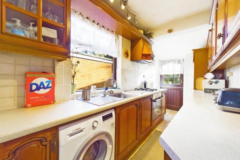 3 bedroom semi-detached house for sale, Foxhill Road, Nottingham NG4