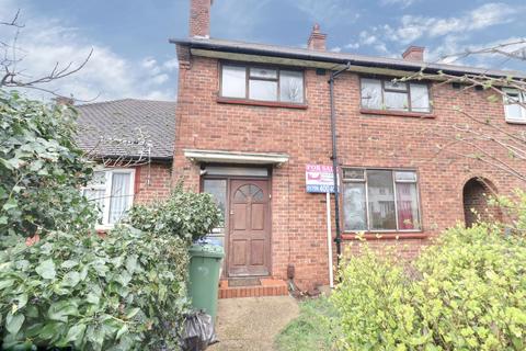 3 Annalee Road, South Ockendon, RM15 5BY