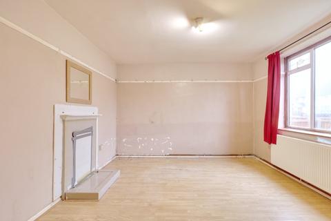 3 Annalee Road, South Ockendon, RM15 5BY
