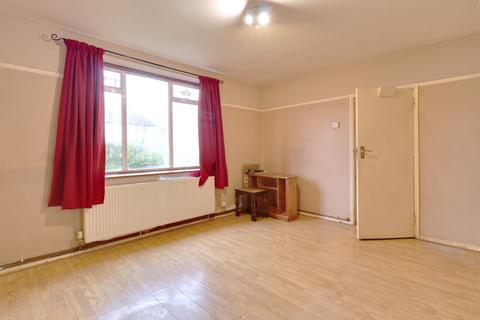 3 Annalee Road, South Ockendon, RM15 5BY