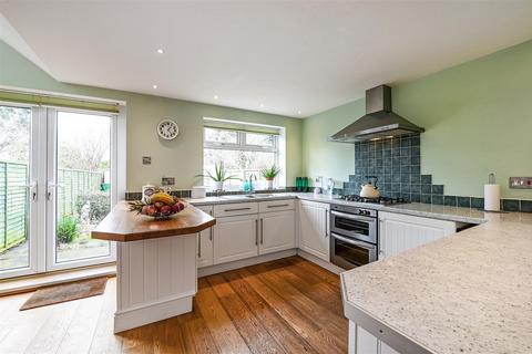 7 Lucking Lane, Bognor Regis, PO22 6HP