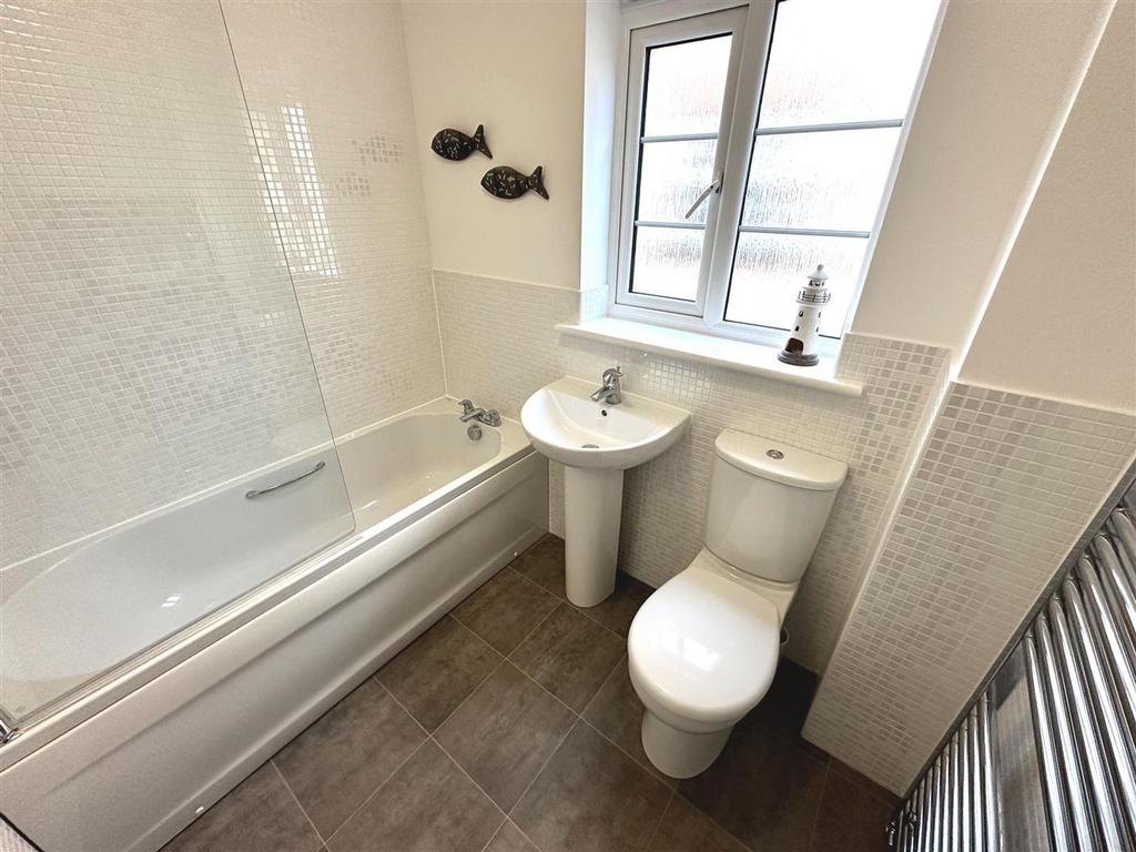 Family bathroom