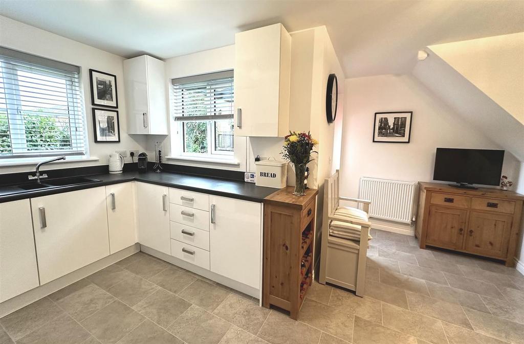 Family dining kitchen