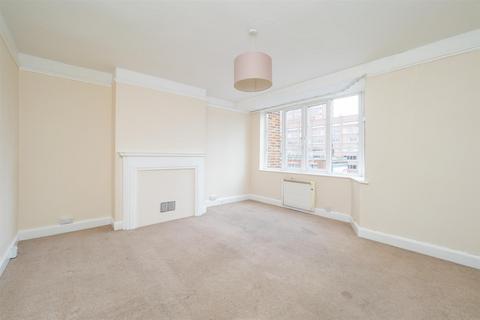 Brighton Road - 2 bedroom flat for sale