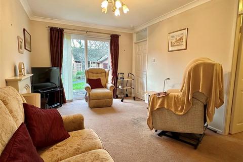 2 bedroom retirement property for sale - Stonehouse Close, Headless Cross, Redditch