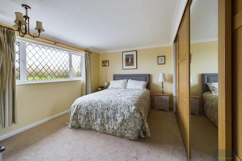 4 bedroom detached house for sale, Wellington Drive, Melksham SN12