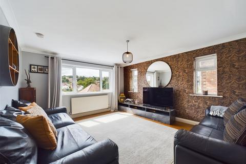 25 Kirk Road, Nottingham, NG3 6GX