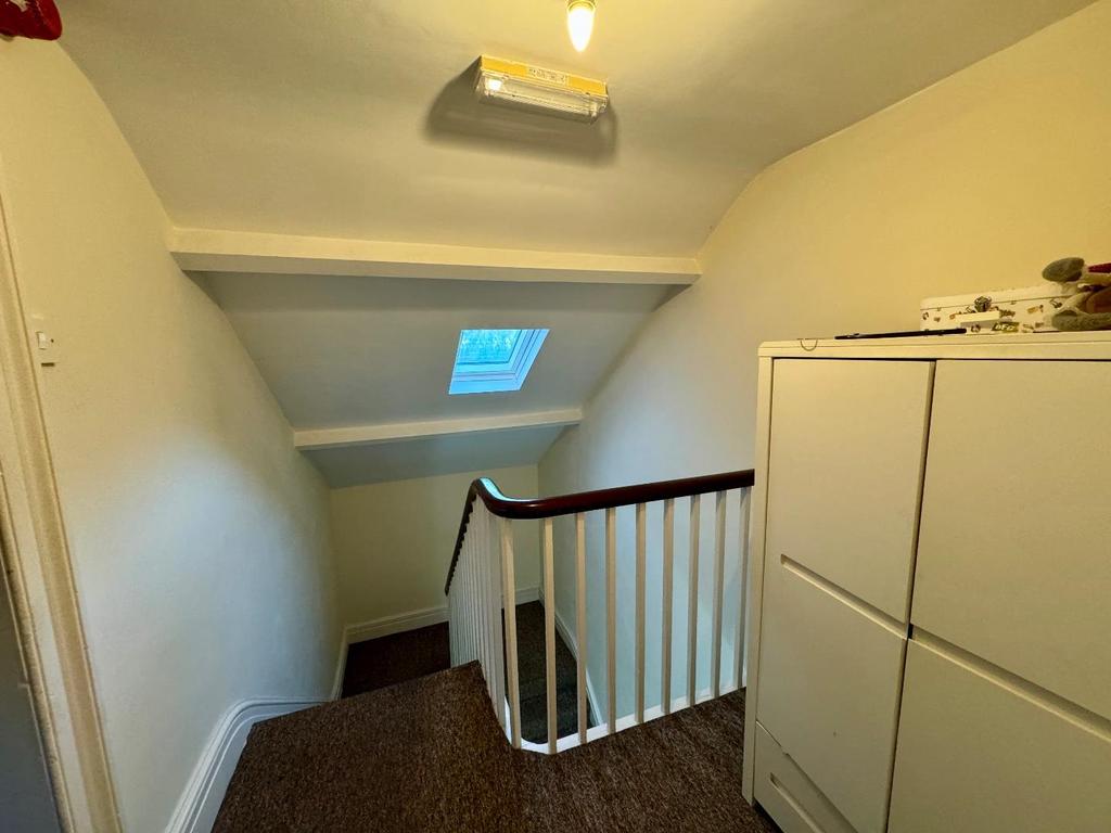 Landing/hallway