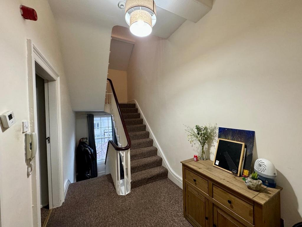 Landing/hallway