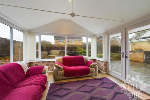 7 Oakfield Gardens, Ormesby, Middlesbrough, TS7 9RH