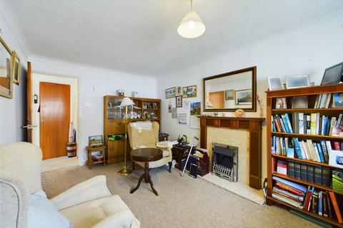 2 bedroom semi-detached bungalow for sale - Fairmead Close, Nottingham NG3