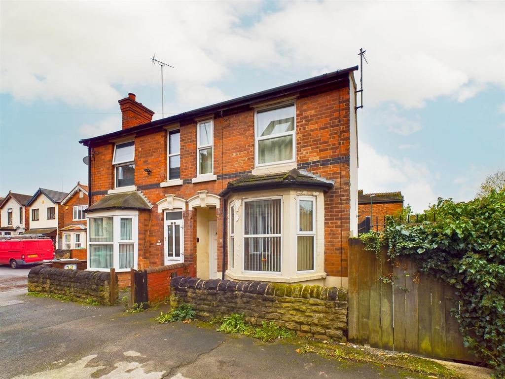 Abbey Grove, Nottingham NG3 3 bed semidetached house for sale £130,000