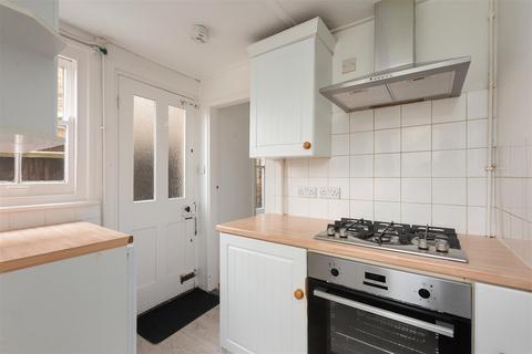 2 bedroom terraced house for sale, Clifton Road, Whitstable