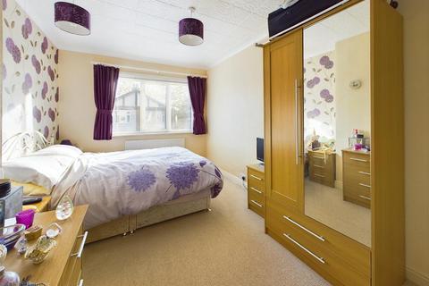 3 bedroom semi-detached house for sale, Kent Road, Nottingham NG3