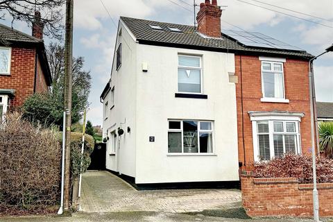 73 Bennett Road, Nottingham, NG3 6BT