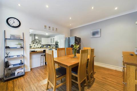 73 Bennett Road, Nottingham, NG3 6BT