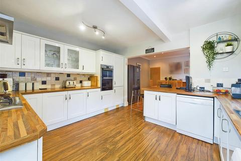 73 Bennett Road, Nottingham, NG3 6BT