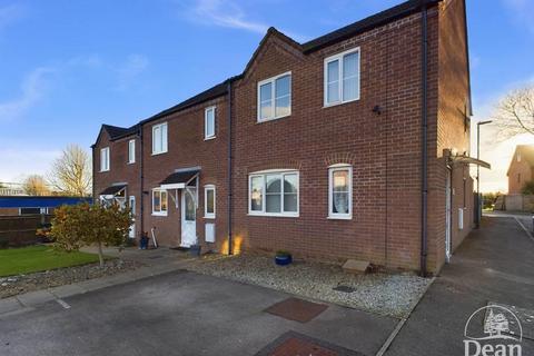 3 bedroom end of terrace house for sale, Old Town Mews, Lydney GL15