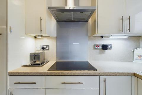 6 Pendle Crescent, Nottingham, NG3 3EZ