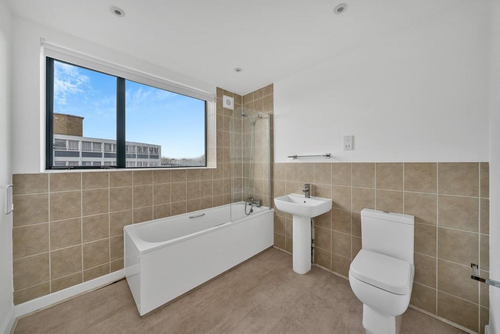 Main Bathroom