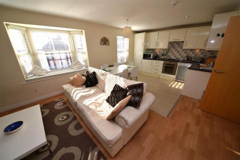 2 bedroom apartment for sale, Warren Street, Tenby