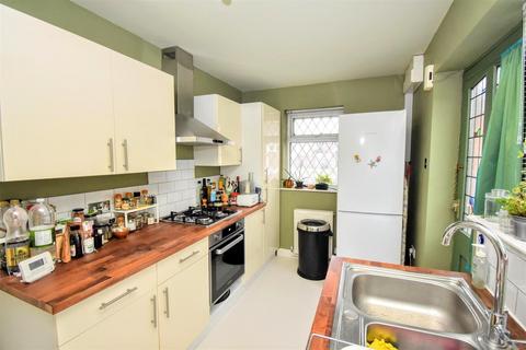 2 bedroom semi-detached bungalow for sale - Hendon Garth, Rawcliffe, York, YO30 5ZB