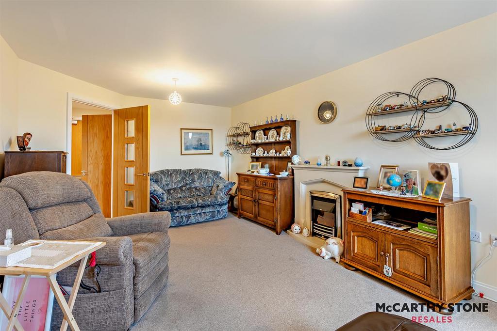 8585285-interior09-800.jpg