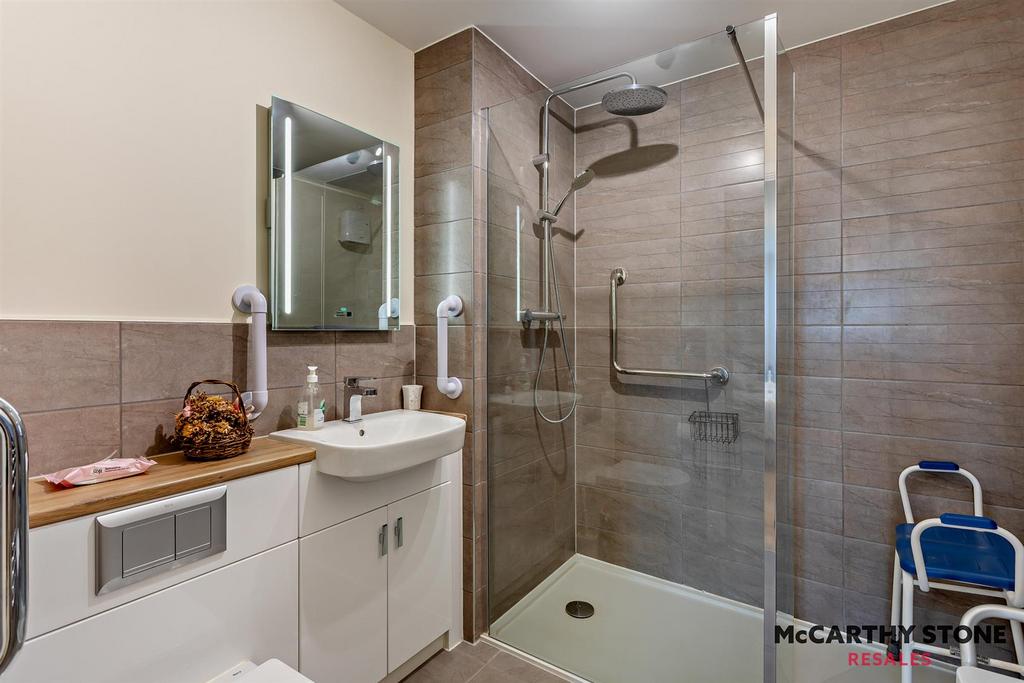 8585285-interior04-800.jpg