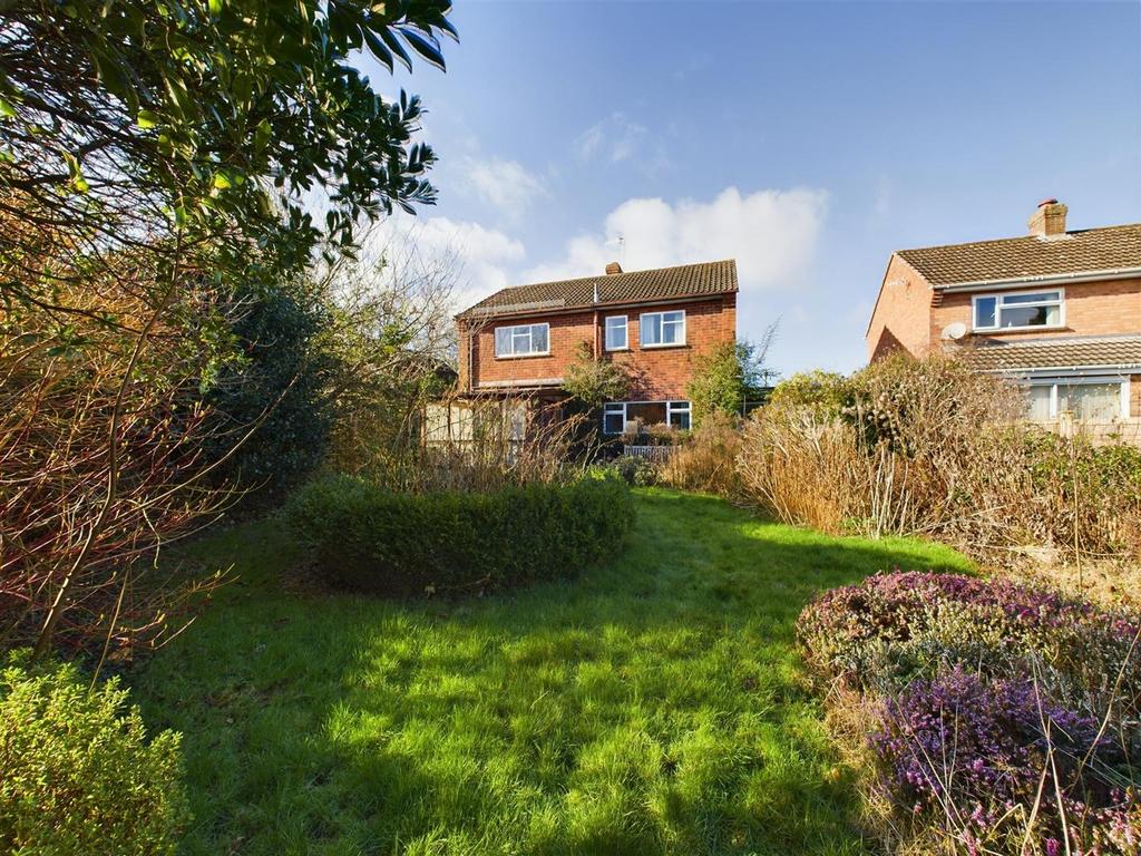 Lower Howsell Road, Malvern 3 bed detached house for sale £350,000