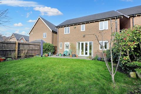 4 bedroom detached house for sale, Speedway Close, Long Eaton