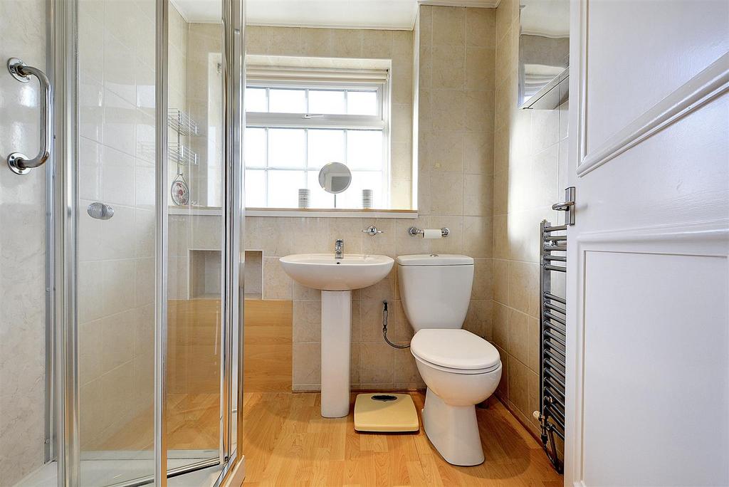 Shower Room 2.jpg