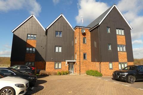 22 Amsterdam Way, Northfleet, Gravesend, DA11 8GZ