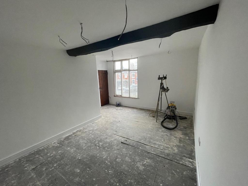 Bedroom 2.jpg