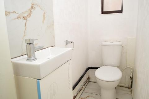 155 Elm Road, Oldham, OL8 3JZ