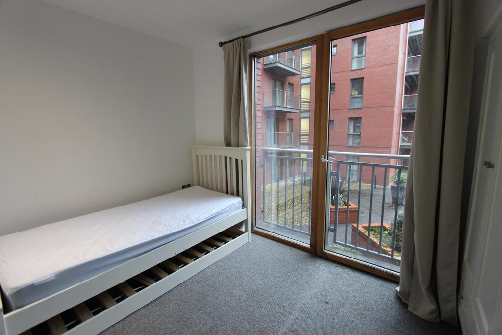 Bedroom 2.JPG