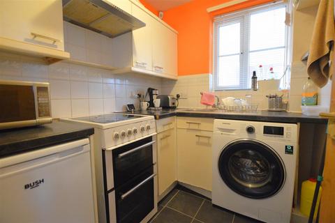 2 bedroom terraced house for sale, St. Thomas Walk, Colnbrook, Slough