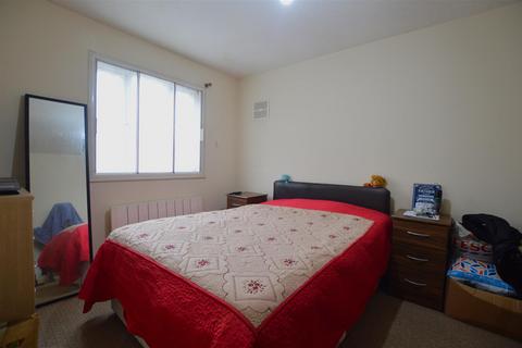 2 bedroom terraced house for sale, St. Thomas Walk, Colnbrook, Slough