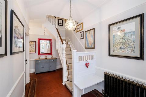 35 Gordon Road, London, E4 6BT