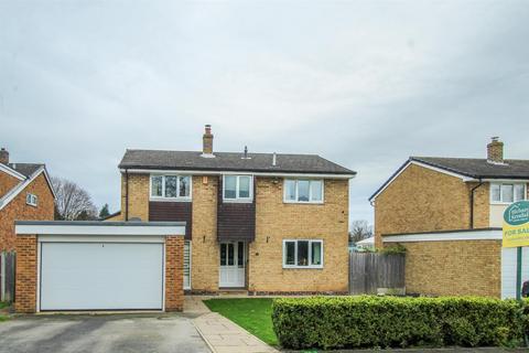 4 bedroom detached house for sale - Stillwell Drive, Wakefield WF2