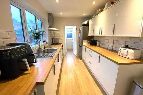 41 Adnitt Road, Northampton, NN1 4LL