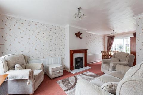 3 Torrens Walk, Gravesend, DA12 4QX