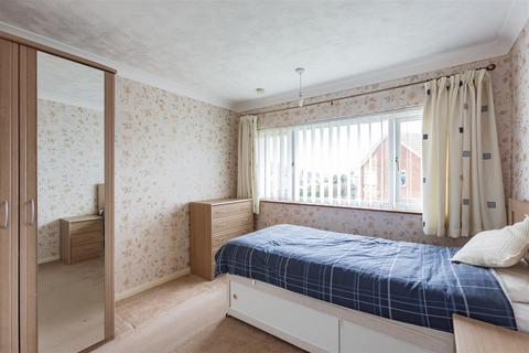 3 Torrens Walk, Gravesend, DA12 4QX