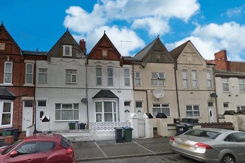 4 bedroom terraced house for sale, Nicholls Street, West Bromwich, B70